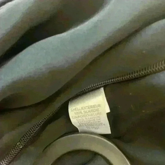 BR silk and sequins‎ tank  size XS - Picture 7 of 7